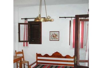 Grecia Privát Kalives, Esterno